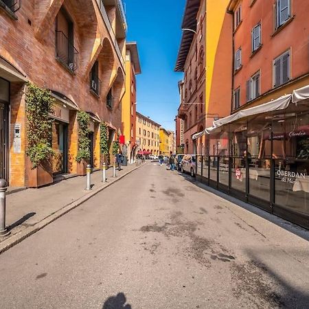 Appartement Sotto Le Due Torri 5* à Bologne Extérieur photo
