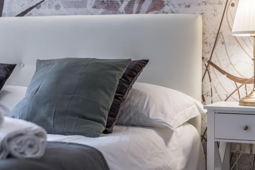 Appartement Sotto Le Due Torri 5* à Bologne Extérieur photo